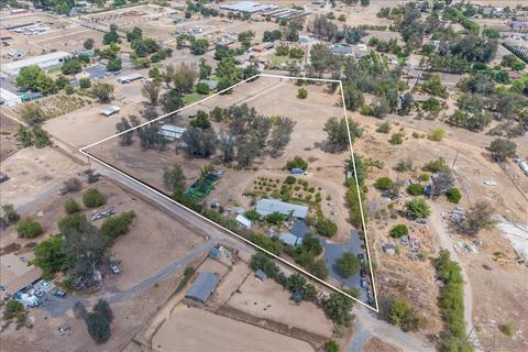 532 Pile St, Ramona, CA 92065 photo 4
