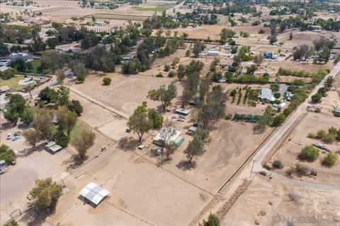532 Pile St, Ramona, CA 92065 photo 1