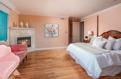 7769 Prospect Pl, La Jolla, CA 92037 photo 29