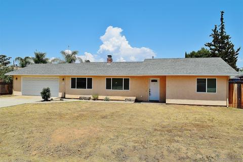 724 12th St, Ramona, CA 92065 photo 1