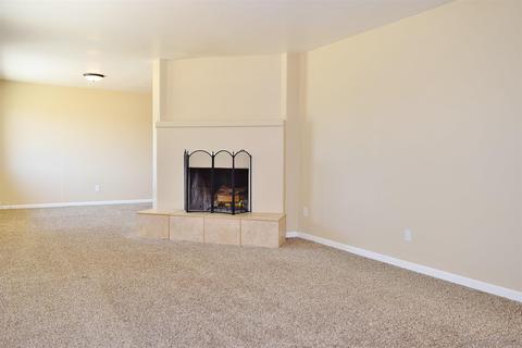 724 12th St, Ramona, CA 92065 photo 2