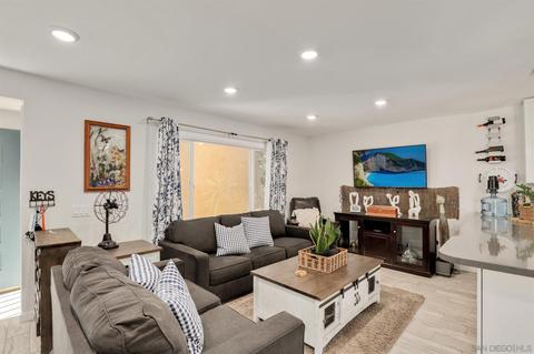 4073 Lake Blvd, Oceanside, CA 92056 photo 4