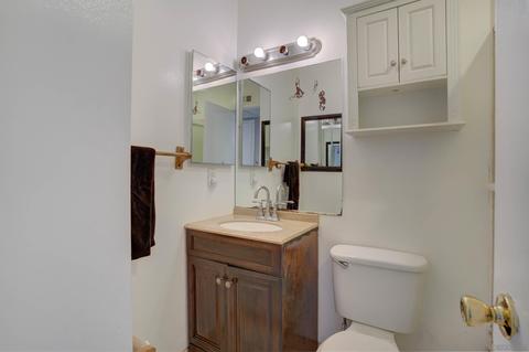 130 Riviera Dr, Oceanside, CA 92054 photo 16