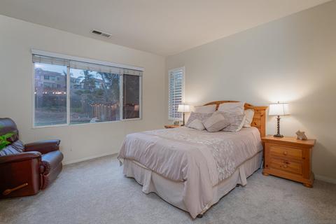 4676 Meadow Dr, Carlsbad, CA 92010 photo 10