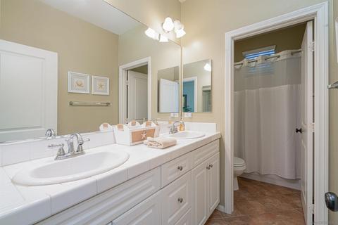 4676 Meadow Dr, Carlsbad, CA 92010 photo 14