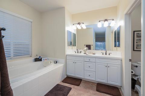 4676 Meadow Dr, Carlsbad, CA 92010 photo 12