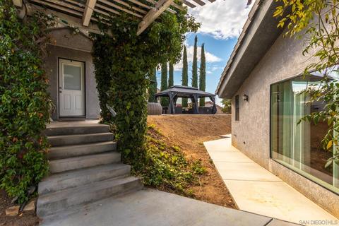 1531 Malaga Way, Fallbrook, CA 92028 photo 25