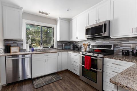 1531 Malaga Way, Fallbrook, CA 92028 photo 10
