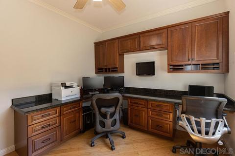 3879 Stoneridge Rd, Carlsbad, CA 92010 photo 15
