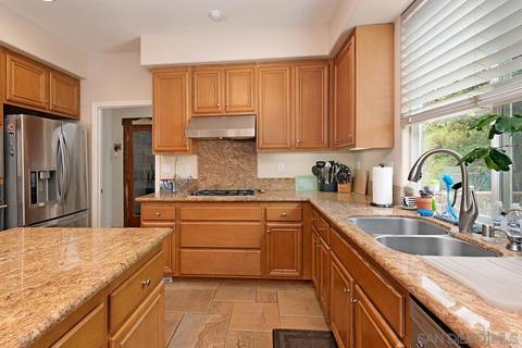 9425 Adlai Ter, Lakeside, CA 92040 photo 12