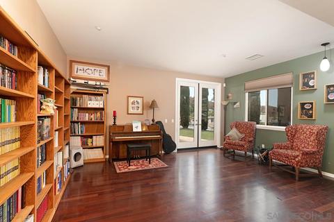 9425 Adlai Ter, Lakeside, CA 92040 photo 4