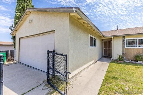 5077 Gold Dr, Oceanside, CA 92057 photo 2