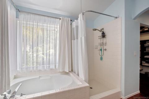 1016 Gallery Dr, Oceanside, CA 92057 photo 29