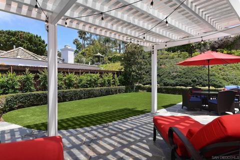 1381 Rodeo Dr, La Jolla, CA 92037 photo 3
