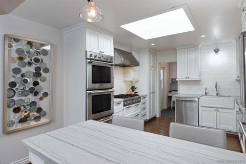 1381 Rodeo Dr, La Jolla, CA 92037 photo 8