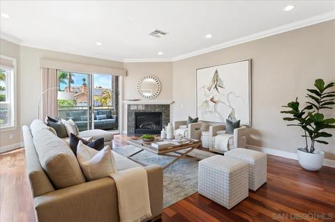 551 Rosemont St, La Jolla, CA 92037 photo 3