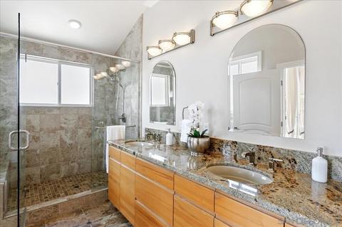 551 Rosemont St, La Jolla, CA 92037 photo 23