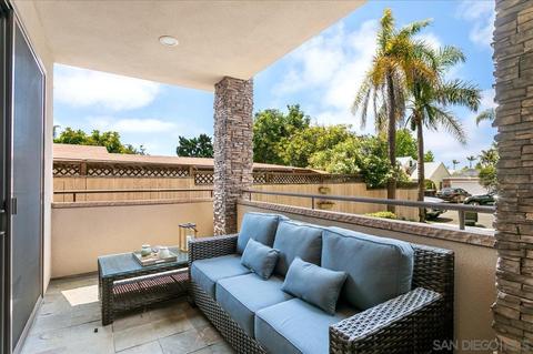 551 Rosemont St, La Jolla, CA 92037 photo 6