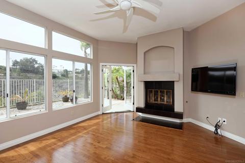 5681 Caminito Danzarin, La Jolla, CA 92037 photo 4