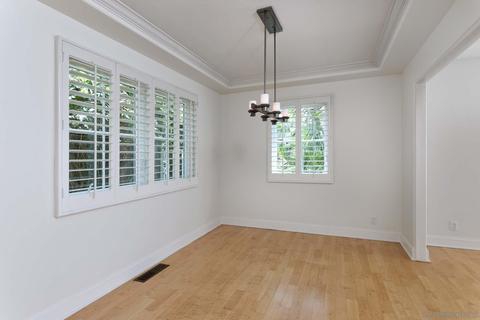 540 Bonair Pl, La Jolla, CA 92037 photo 24