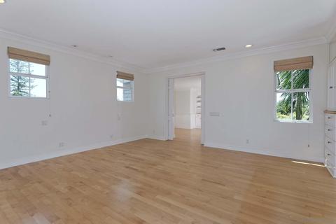 540 Bonair Pl, La Jolla, CA 92037 photo 26