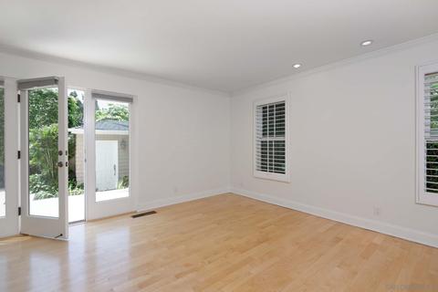 540 Bonair Pl, La Jolla, CA 92037 photo 31