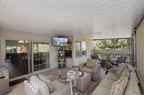 702 Nob Cir, Vista, CA 92084 photo 19