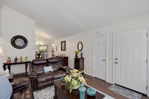 702 Nob Cir, Vista, CA 92084 photo 7
