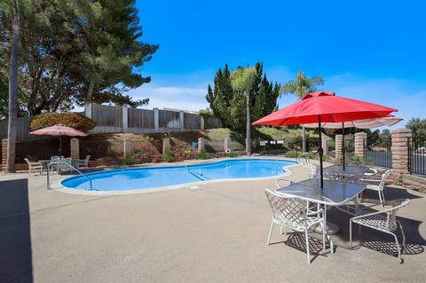 702 Nob Cir, Vista, CA 92084 photo 31