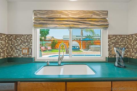 9350 Burning Tree Way, Santee, CA 92071 photo 25