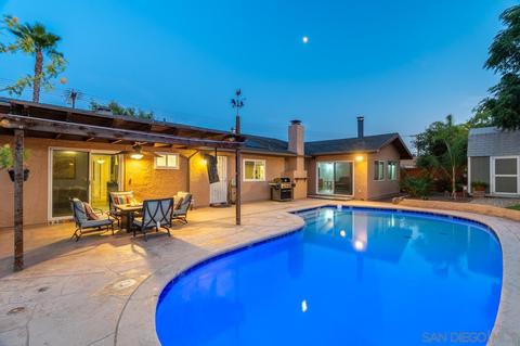 9350 Burning Tree Way, Santee, CA 92071 photo 6