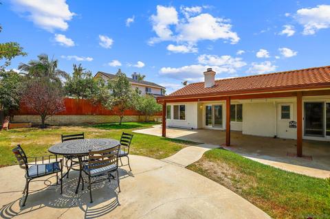 5223 Robinwood Dr, Oceanside, CA 92056 photo 19