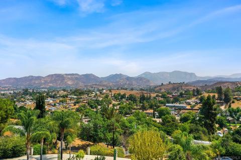 9242 Jovic Rd, Lakeside, CA 92040 photo 4