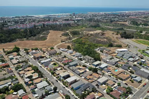 1430 Dubuque St, Oceanside, CA 92058 photo 3
