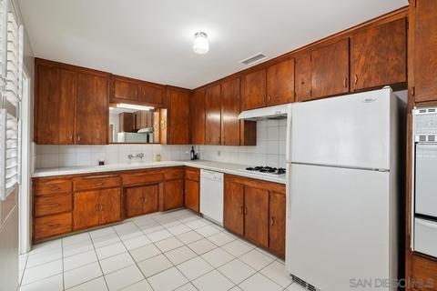 8520 Victory Rd, La Mesa, CA 91942 photo 11