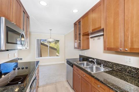 8660 Via Mallorca #C, La Jolla, CA 92037 photo 12