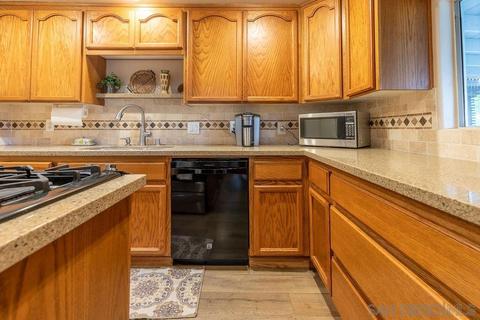 9316 Christina Ln, Lakeside, CA 92040 photo 13