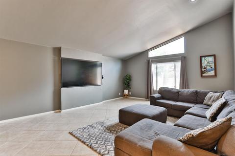 25189 Poderio Dr, Ramona, CA 92065 photo 9