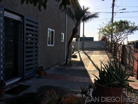 120 E Hall Ave, San Ysidro, CA 92173 photo 4