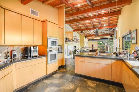 10602 Noakes Rd, La Mesa, CA 91941 photo 20