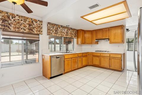 4473 San Joaquin St, Oceanside, CA 92057 photo 11