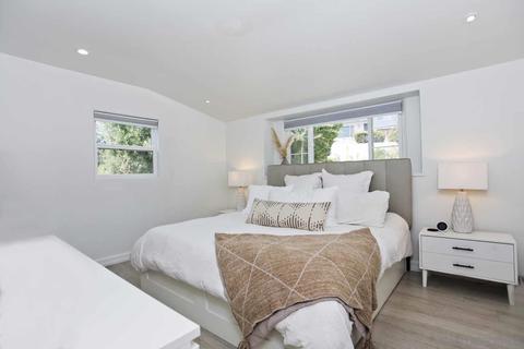 8615 Alpine Ave, La Mesa, CA 91941 photo 9