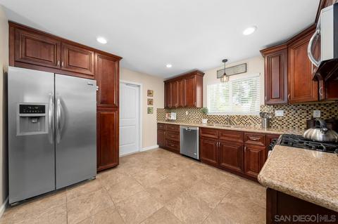 9557 Mast Blvd, Santee, CA 92071 photo 9