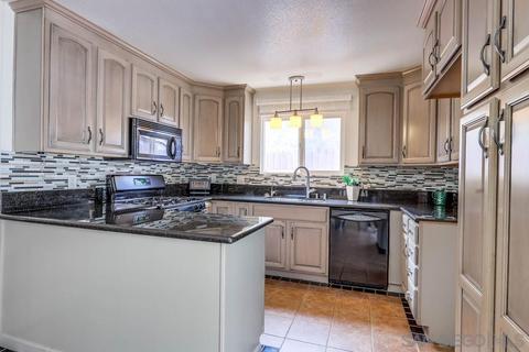 8342 Rumson Dr, Santee, CA 92071 photo 10