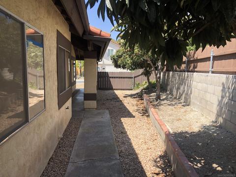 3023 Villa Adolee, Spring Valley, CA 91978 photo 32