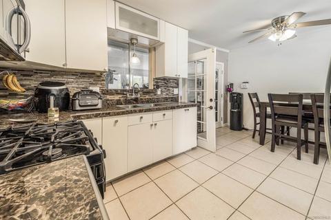 556 Elaine Ave, Oceanside, CA 92057 photo 17
