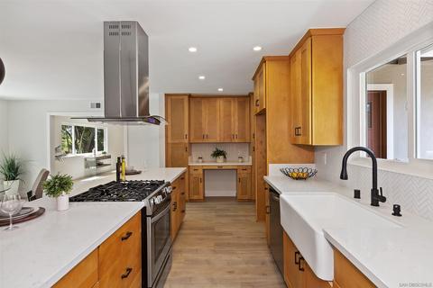 498 Beaumont Dr, Vista, CA 92084 photo 12