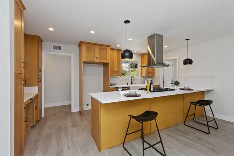 498 Beaumont Dr, Vista, CA 92084 photo 7