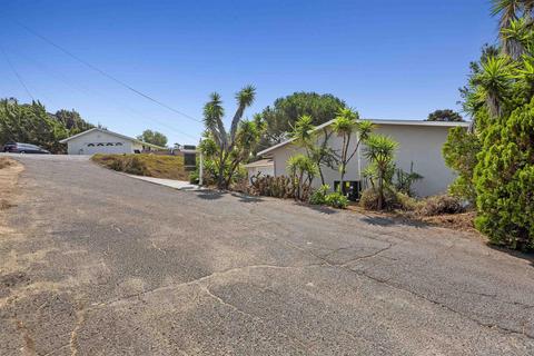 498 Beaumont Dr, Vista, CA 92084 photo 38