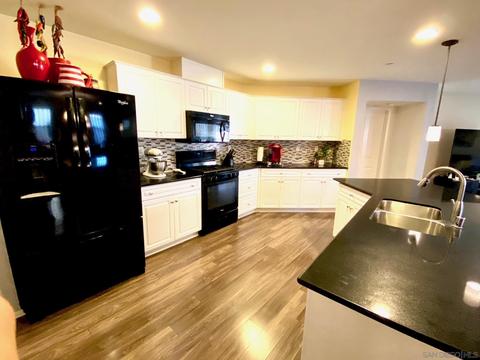 3535 Emerald Ln, Lancaster, CA 93535 photo 7